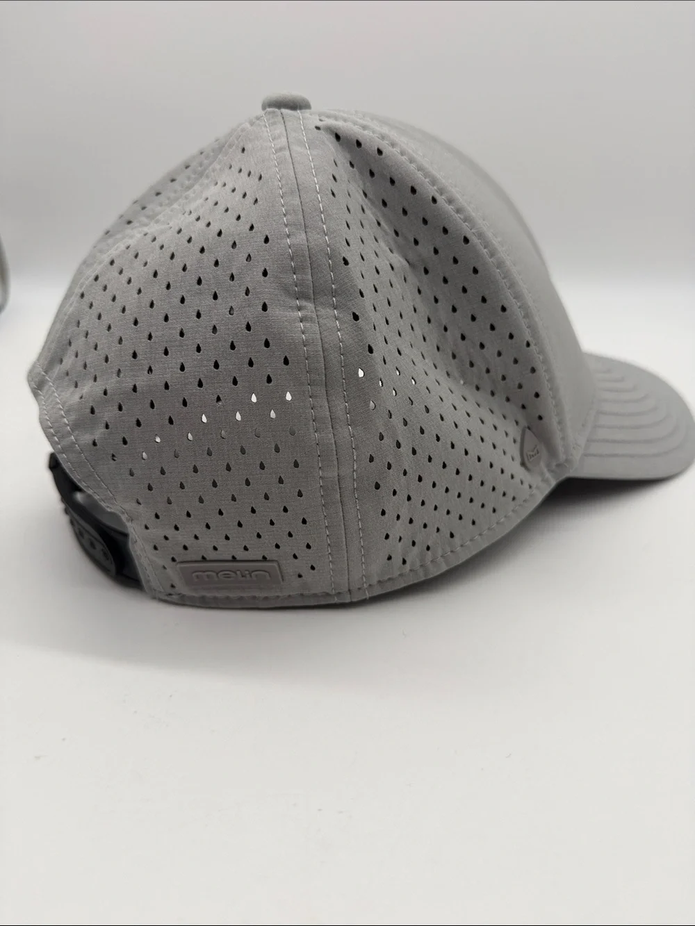 Hydro A-Game Melin Hat Gray Snap Back